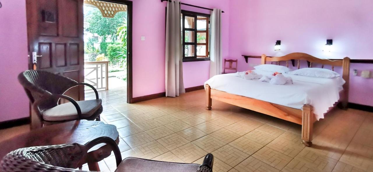 Bernique Guesthouse 라디게 외부 사진