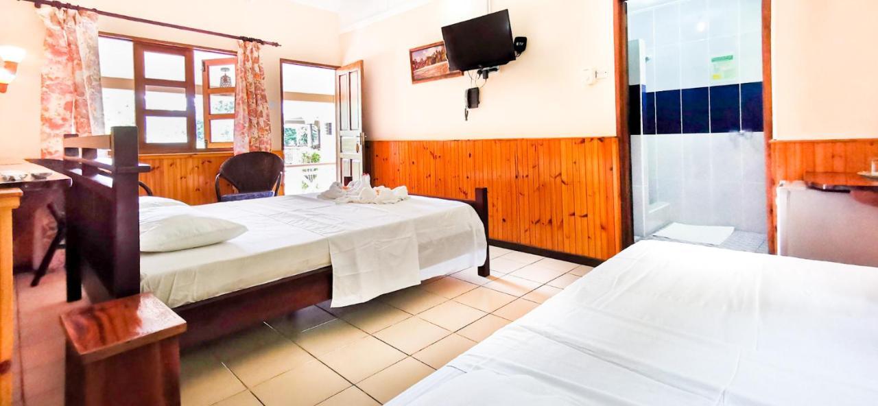 Bernique Guesthouse 라디게 외부 사진